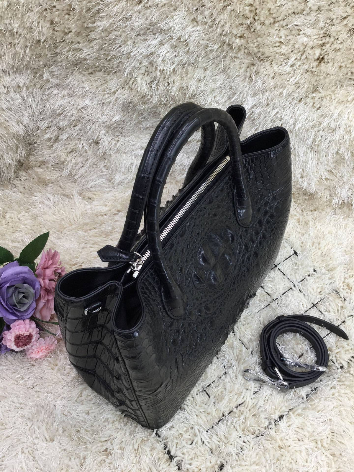 Borsa da donna a cartella in pelle stampa coccodrillo 30 cm nera
