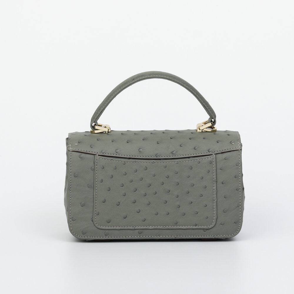 Womens borsa mini a tracolla in pelle di struzzo con patta, manico superiore e tracolla a catena